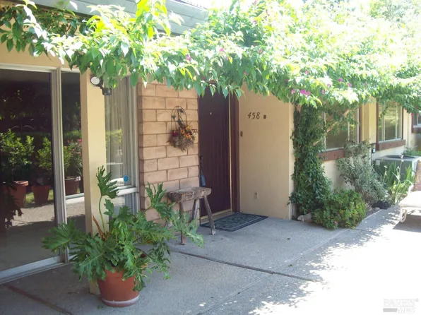458 Las Casitas Court #B, Santa Rosa, CA 95403