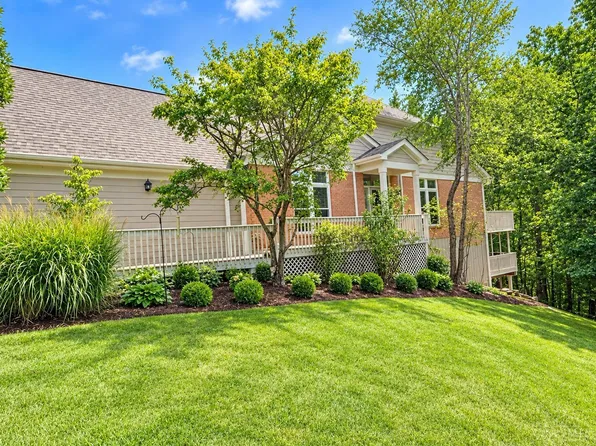 77 Stonehaven Dr #11D, North Bend, OH 45052