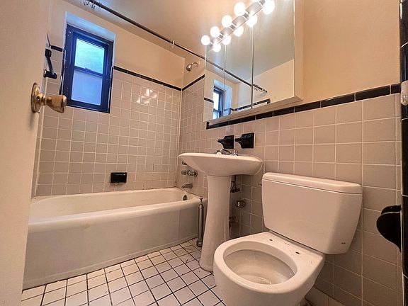 4th image of 65-65 Wetherole St #D