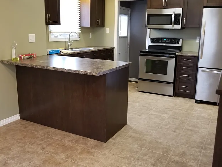 39 Ardsley Rd — Photo 5