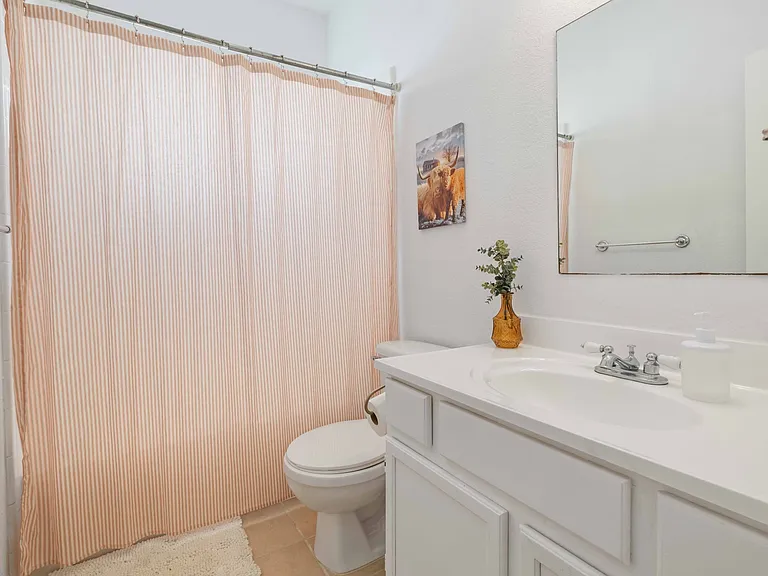 902 Presa Arriba Rd #A — Photo 16