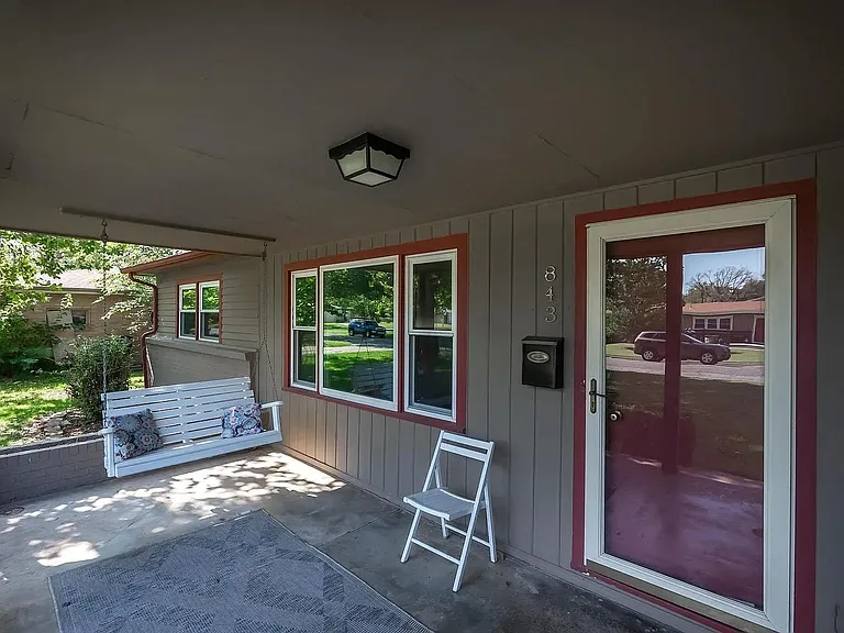 843 N Brownthrush Ln — Photo 11