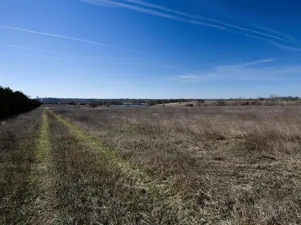 0 P Rd, Holton, KS 66436