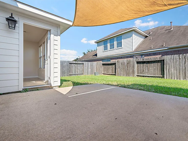 19218 Dawntreader Dr — Photo 28
