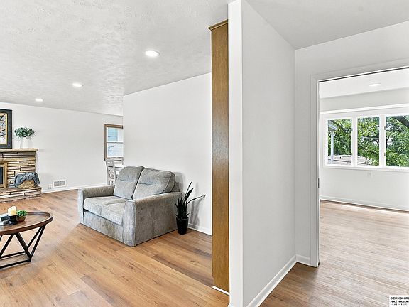 4th image of 8057 Dupont St