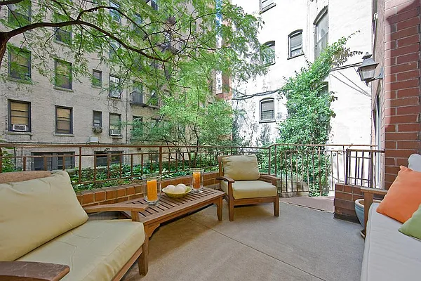 Sold by Corcoran | media 4