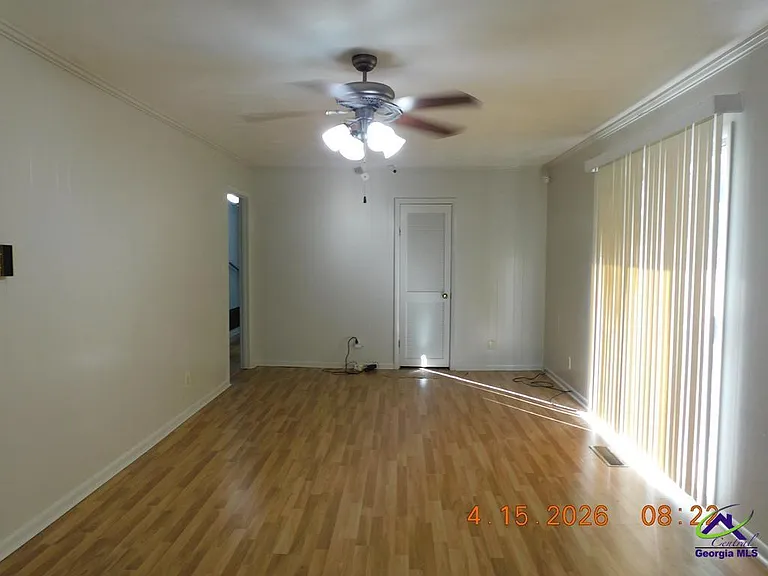 1218 Creekwood Dr — Photo 10