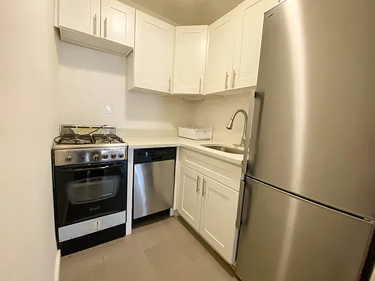 Rented by Ethan Blinder, LREB | media 19