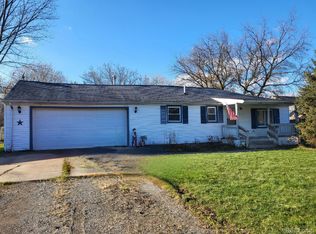 7436 Rory St, Grand Blanc, MI 48439