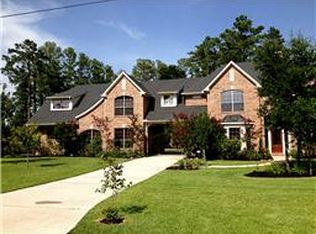 9049 Willow Springs Ln, Conroe, TX 77302