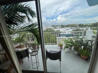 Montecarlo Condo, Miami, FL 33169