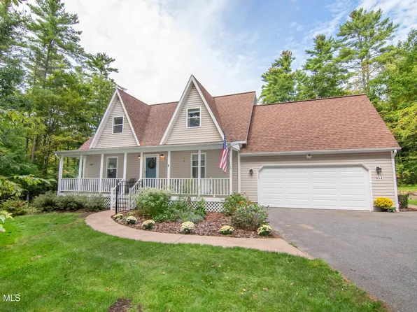 954 Murray Road, Middle Grove, NY 12850