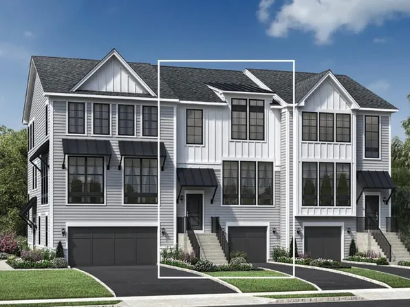 129 Brentwood Cir, Danbury, CT 06810