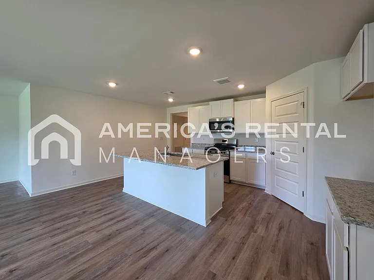 9278 Parkway Gardens Loop — Photo 30