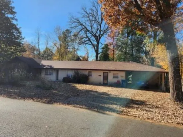 2698 Warren Ave, Camden, AR 71701