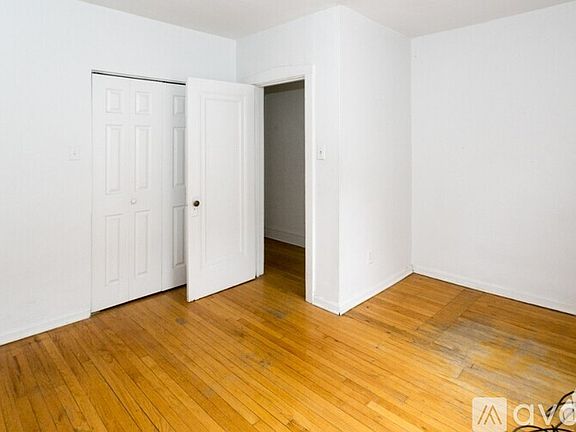 4th image of 1910 W Winnemac Ave #3
