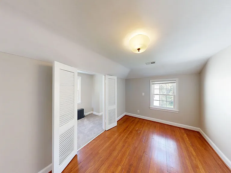 7309 River Rd — Photo 25