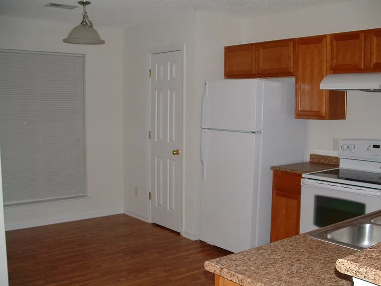 25 Halyard Dr — Photo 9