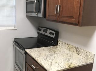 161 NW 40th St #2, Oakland Park, FL 33309