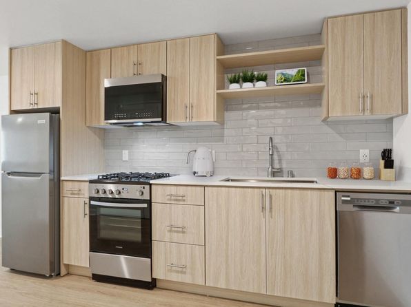 1121 N La Cienega Blvd APT 2