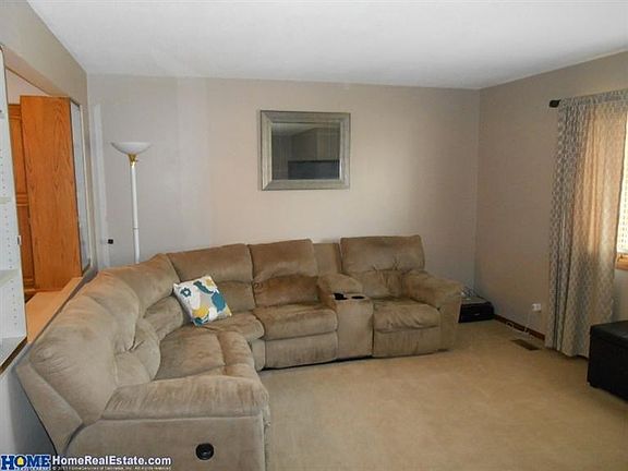 3rd image of 1707 Westland Cir