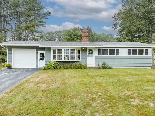 12 Dearborn Drive, Cape Elizabeth, ME 04107
