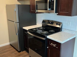 708-710 Oakton Rd, Montgomery, IL 60538