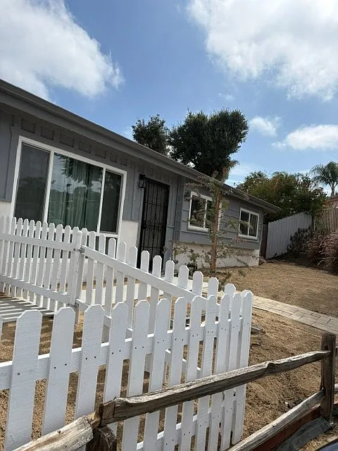 812 Duo Ct