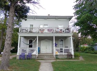 169 N Prairie St, Whitewater, WI 53190