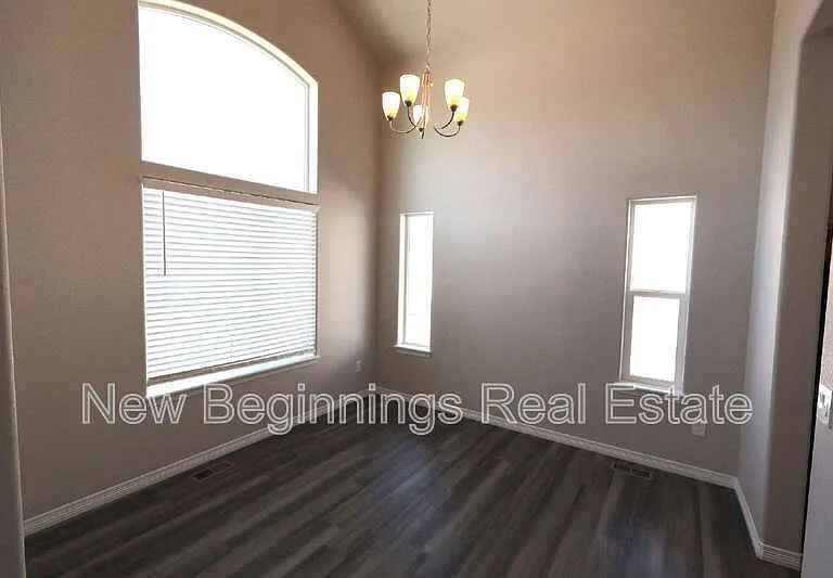 4834 Olympus Dr — Photo 4