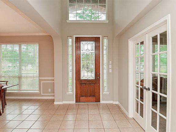 2nd image of 2107 Banister Cv
