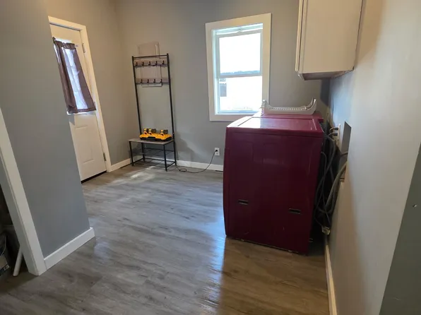 1711 24th St, Port Huron, MI 48060