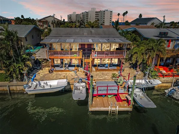 2685 Saint Josephs Dr E, Dunedin, FL 34698