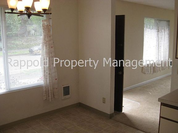 Entry way