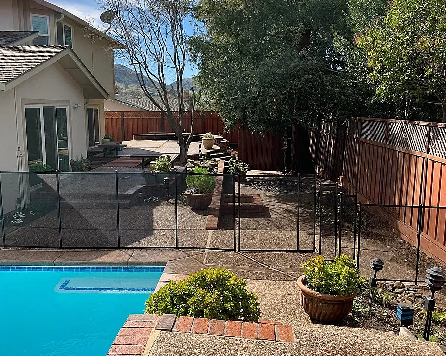 1819 Yolanda Cir