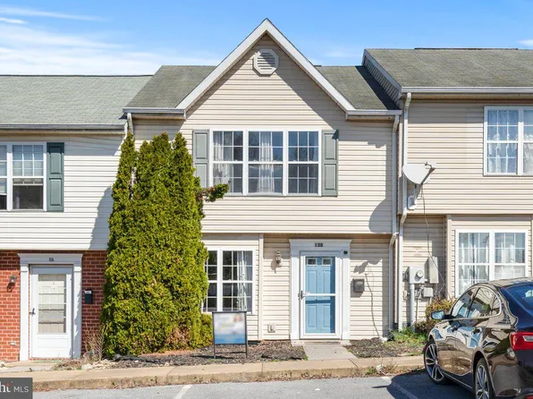 158 Georgetown Sq, Martinsburg, WV 25401