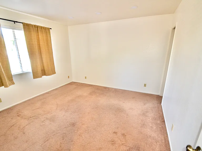 650 W Gonzales Rd #3 — Photo 7