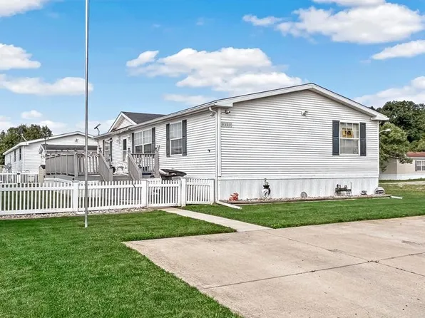 9303 Canyon Trail Dr, Newport, MI 48166