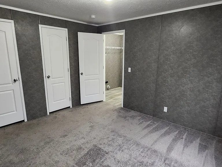 1301 Devils Glen Rd #28 — Photo 9