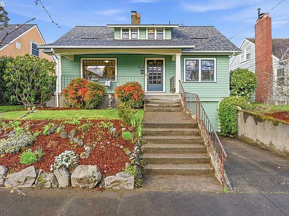 2nd image of 5115 NE Multnomah St