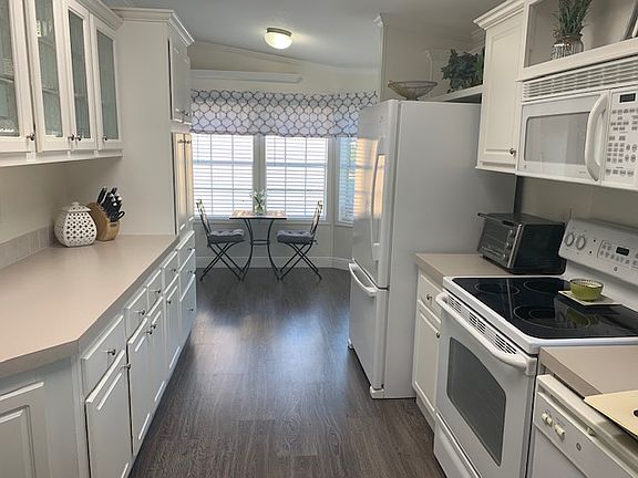 3rd image of 4290 Royal Manor Blvd #7D7ZIA