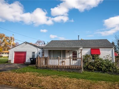 453 S Crescent Dr, Hermitage, PA, 16148