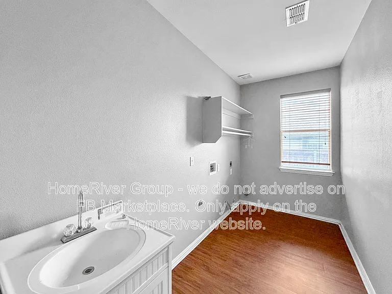 9715 Madison Dr — Photo 6