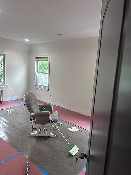 3 bed, 700 sqft, $4,700 — Photo 4