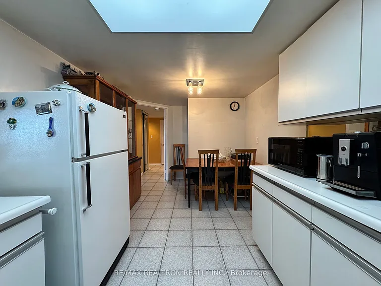 20 Baif Blvd #705 — Photo 10