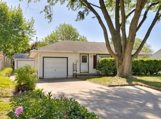 2401 Tomlin Ln, Des Moines, IA 50317
