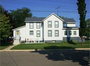 1048 E Hunt St, Adrian, MI 49221