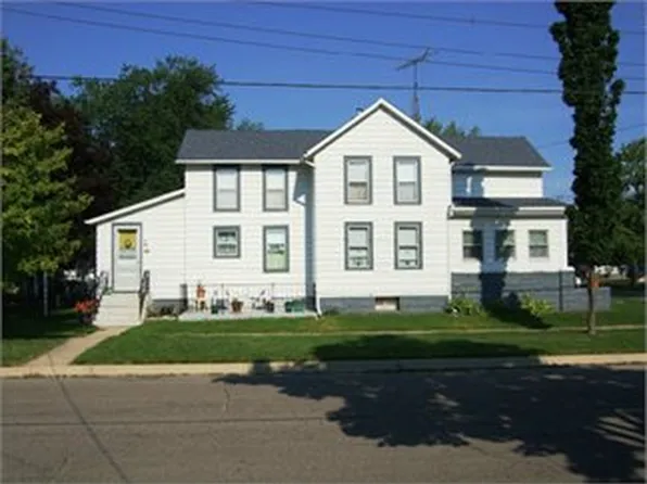 1048 E Hunt St, Adrian, MI 49221