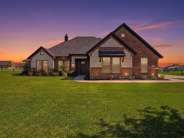 401 Venadito Dr, Godley, TX 76044