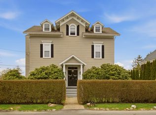 95 Coggeshall Ave APT 4, Newport, RI 02840
